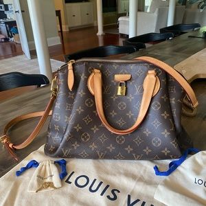 Authentic Louis Vuitton Rivoli MM
